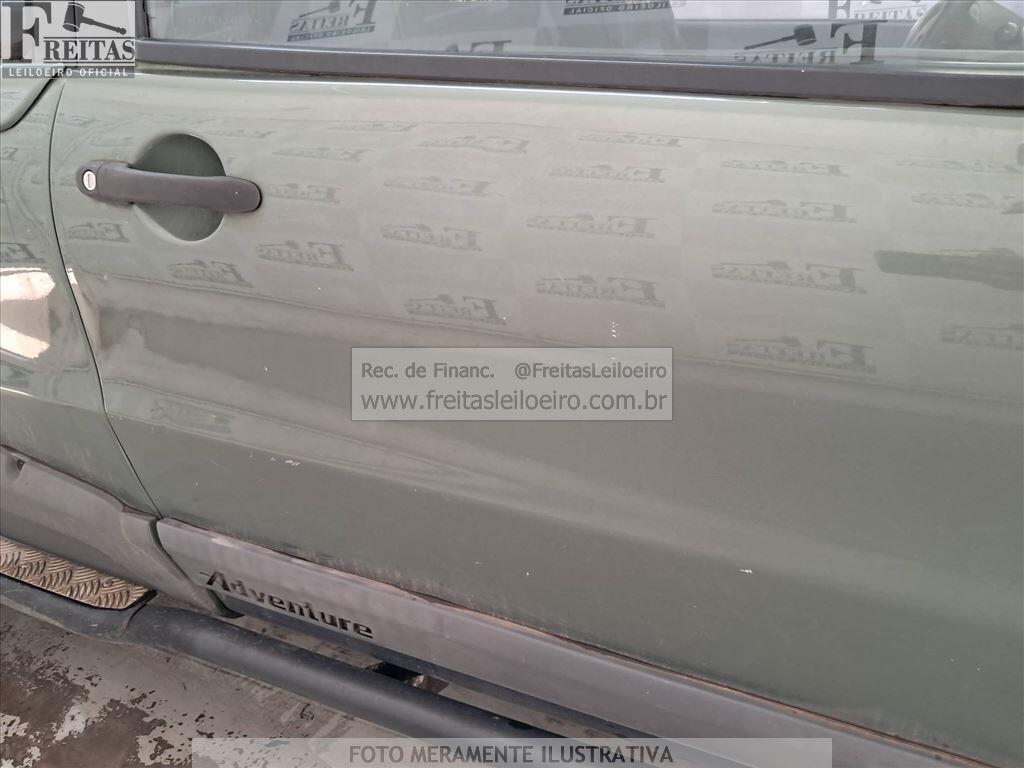Foto 9 de 26: FIAT/STRADA ADVENTURE CD, 13/13, PLACA: A__-___1, GASOL/ALC, VERDE