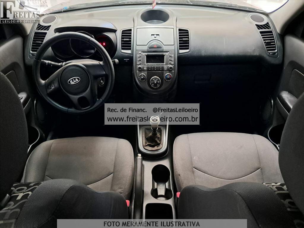 Foto 5: I/KIA SOUL EX 1.6 FF MT, 11/12, PLACA: O__-___6, GASOL/ALC, PRETA