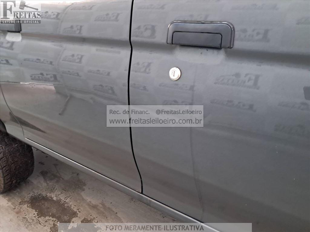 Foto 16 de 27: MMC/L200 4X4 GL, 11/12, PLACA: A__-___2, DIESEL, CINZA