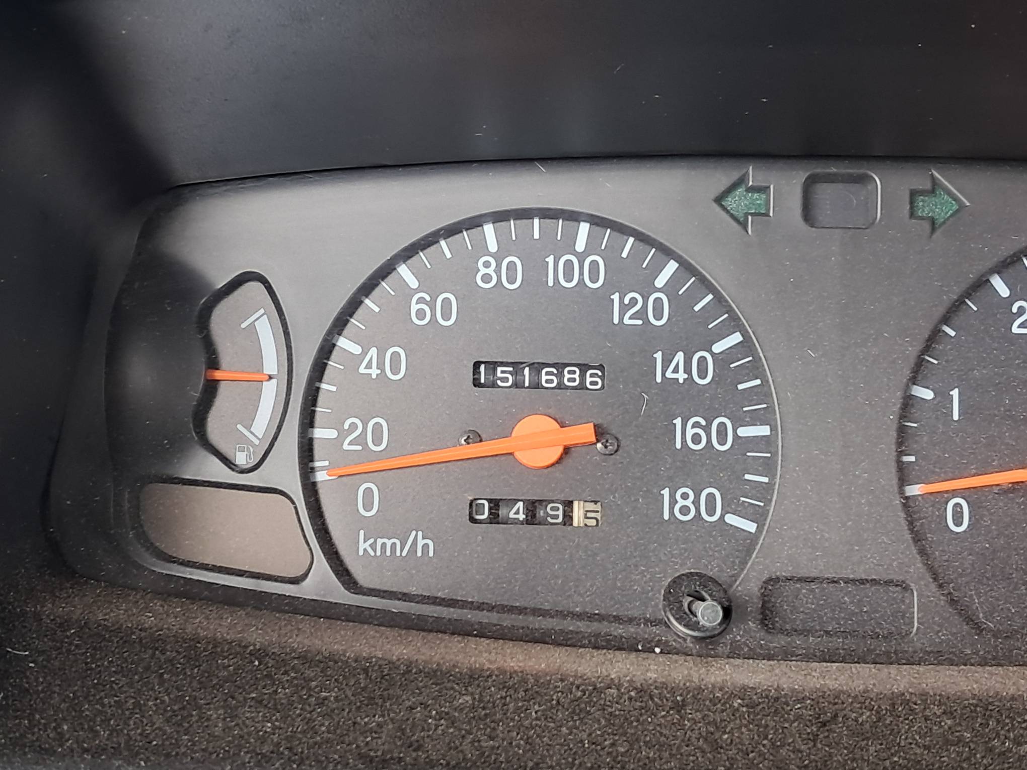 Foto 27 de 27: MMC/L200 4X4 GL, 11/12, PLACA: A__-___2, DIESEL, CINZA
