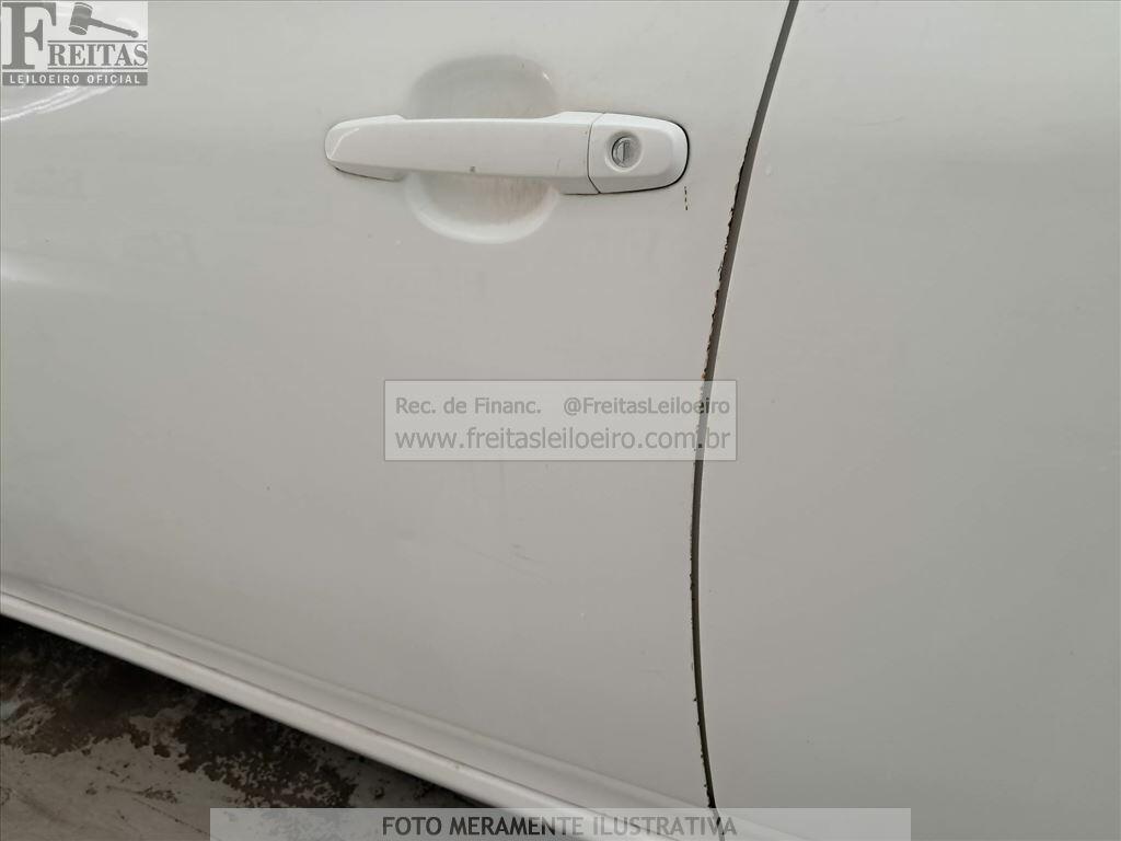 Foto 23 de 27: TOYOTA/COROLLA XEI20FLEX, 11/11, PLACA: L__-___9, GASOL/ALC, BRANCA