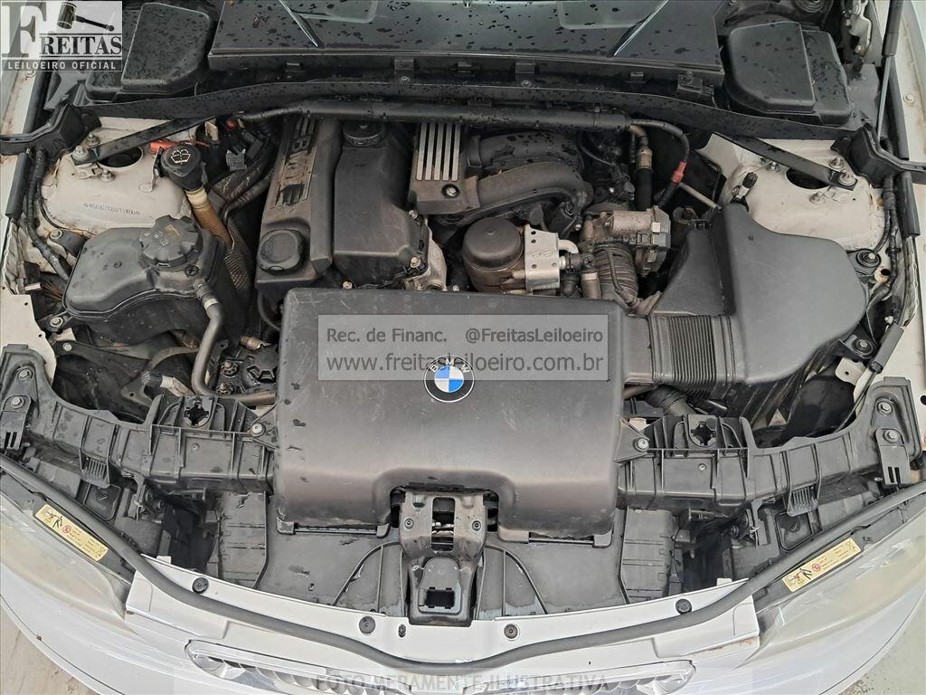 Foto 10 de 24: I/BMW 120I UD31, 08/08, PLACA: E__-___8, GASOLINA, PRATA