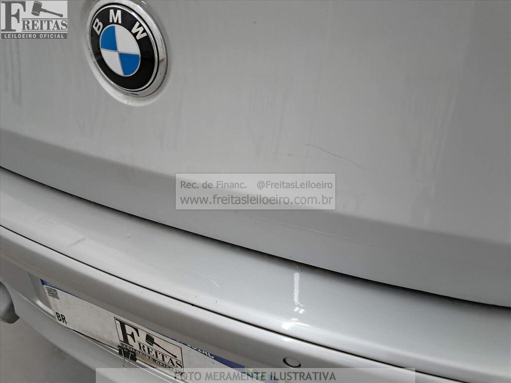 Foto 23 de 24: I/BMW 120I UD31, 08/08, PLACA: E__-___8, GASOLINA, PRATA