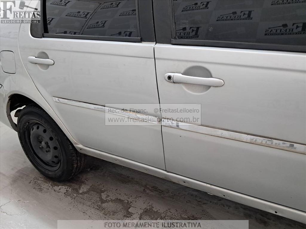 Foto 11 de 28: I/FIAT SIENA ELX FLEX, 10/10, PLACA: E__-___4, GASOL/ALC, PRATA