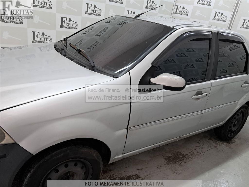 Foto 22 de 28: I/FIAT SIENA ELX FLEX, 10/10, PLACA: E__-___4, GASOL/ALC, PRATA