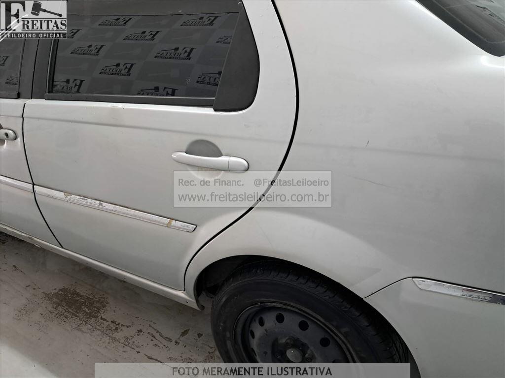 Foto 25 de 28: I/FIAT SIENA ELX FLEX, 10/10, PLACA: E__-___4, GASOL/ALC, PRATA