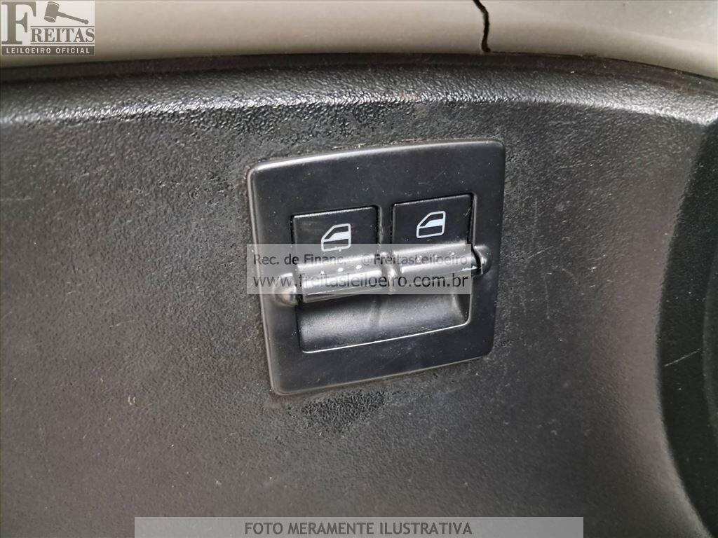 Foto 13 de 27: I/VW BEETLE, 07/07, PLACA: M__-___3, GASOLINA, PRATA
