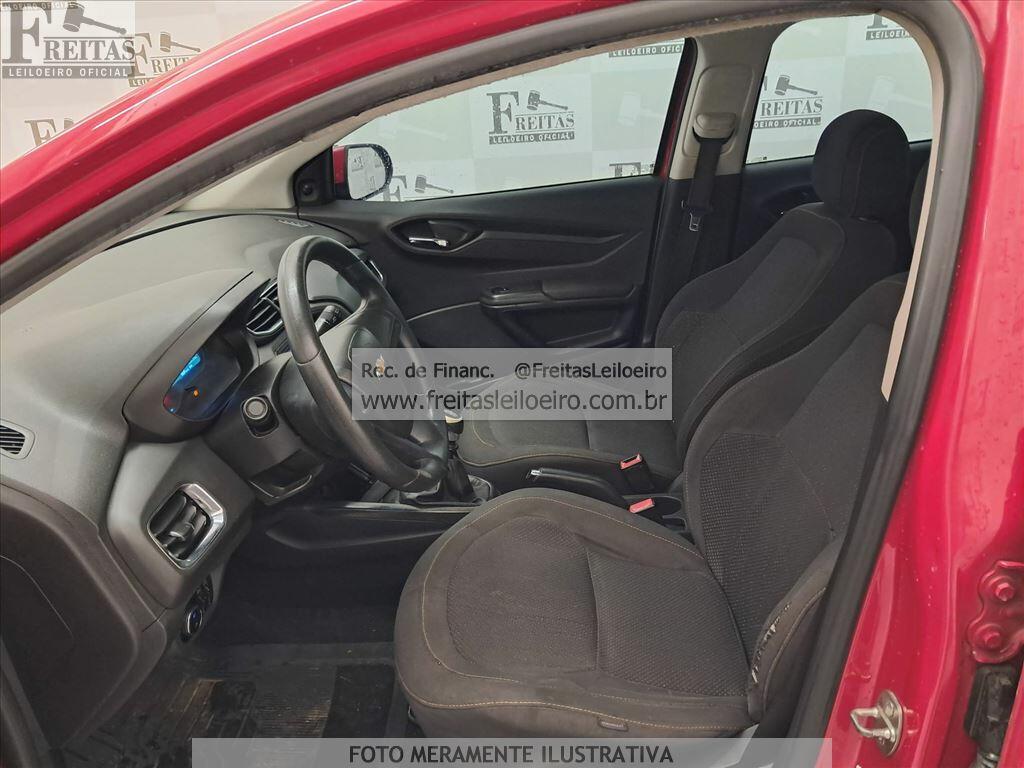 Foto 6 de 25: CHEVROLET/ONIX 1.0MT LT, 12/13, PLACA: E__-___6, GASOL/ALC, VERMELHA