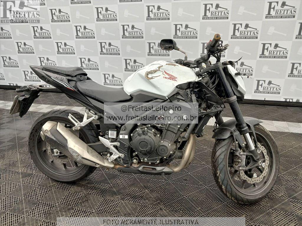 Foto 2: HONDA/CB 500 HORNET, 25/26, PLACA: U__-___0, GASOLINA, BRANCA