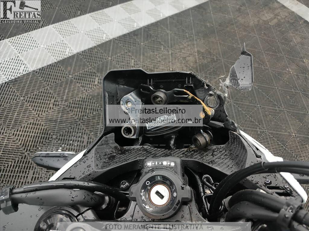 Foto 5: HONDA/CB 500 HORNET, 25/26, PLACA: U__-___0, GASOLINA, BRANCA