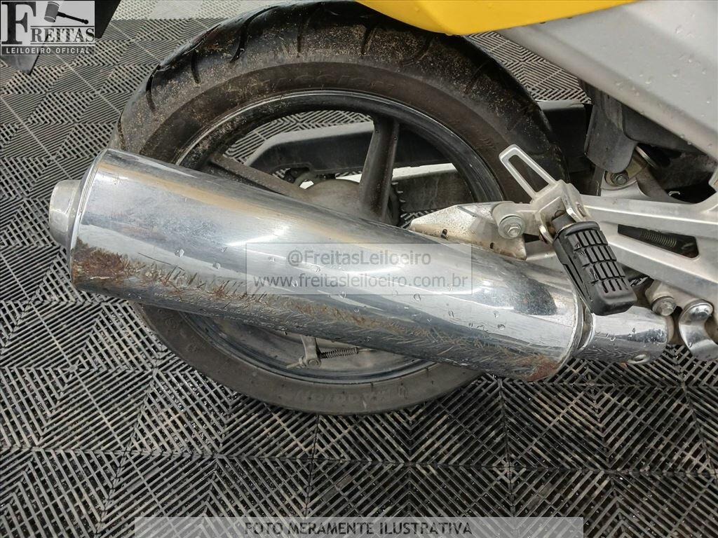 Foto 6 de 15: HONDA/CBX 250 TWISTER, 07/07, PLACA: D__-___3, GASOLINA, AMARELA