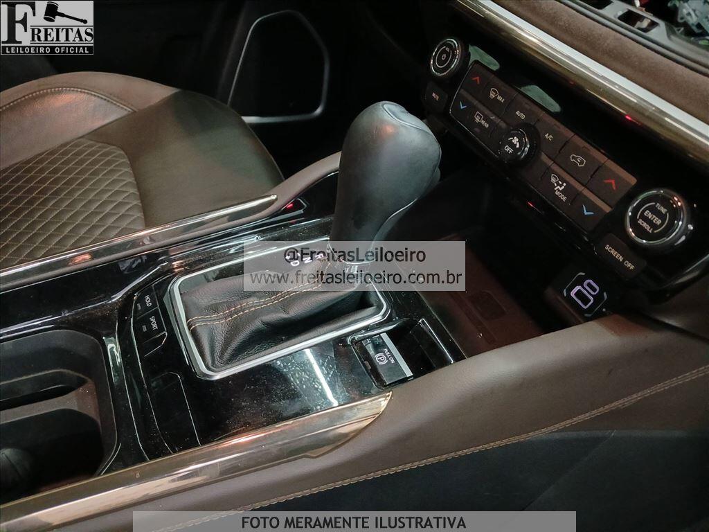 Foto 8 de 18: JEEP/COMMANDER OVR T, 24/25, PLACA: S__-___5, GASOL/ALC, CINZA