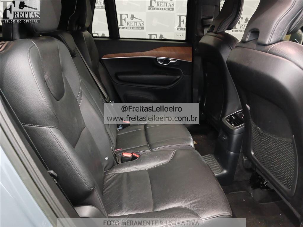 Foto 7 de 19: I/VOLVO XC90 T8 PLUS, 22/23, PLACA: F__-___1, GAS/ELETR, CINZA