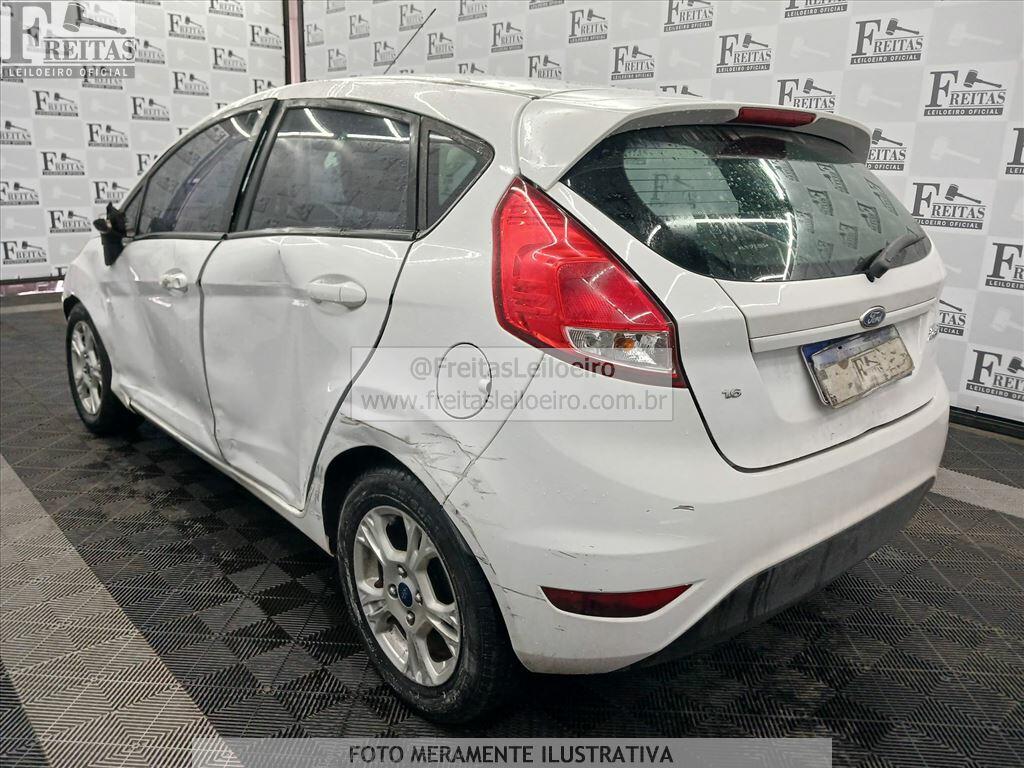 Foto 3: FORD/FIESTA HA 1.6L SE, 13/14, PLACA: F__-___3, GASOL/ALC, BRANCA