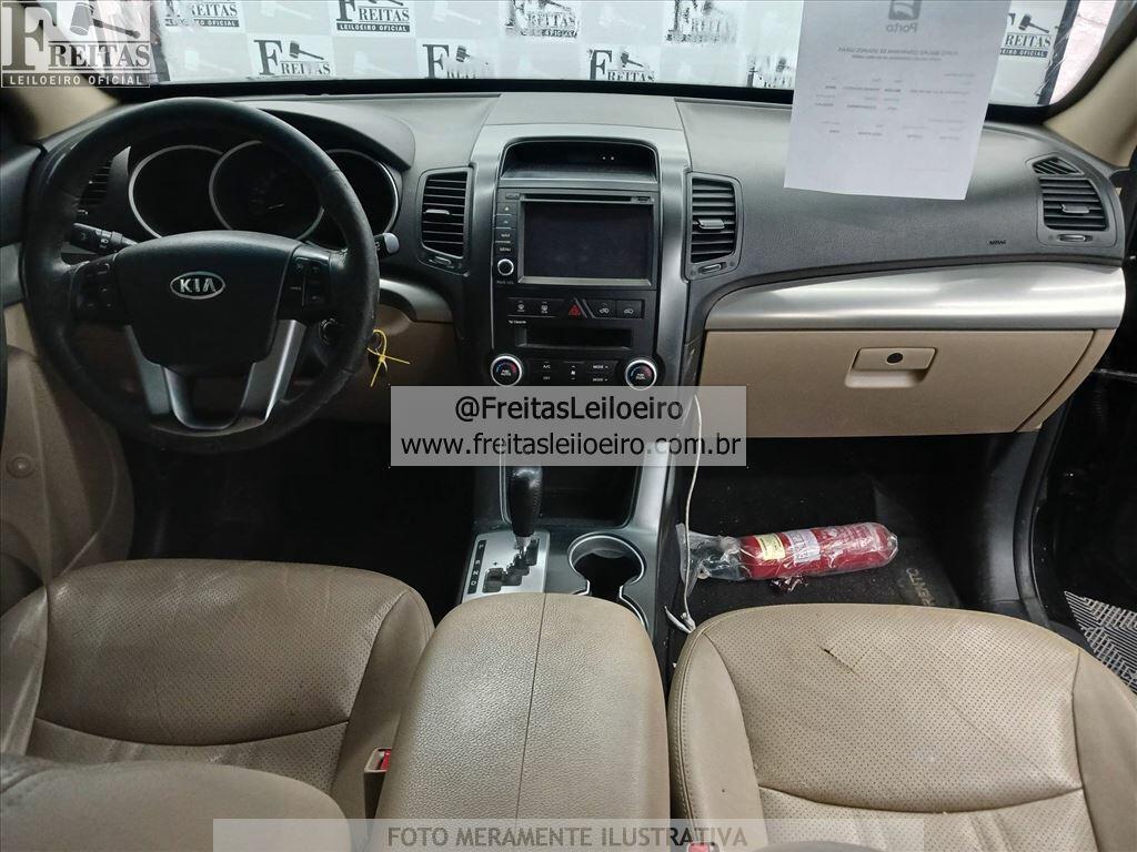 Foto 5: I/KIA SORENTO EX2 2.4G25, 12/12, PLACA: F__-___4, GASOLINA, PRETA