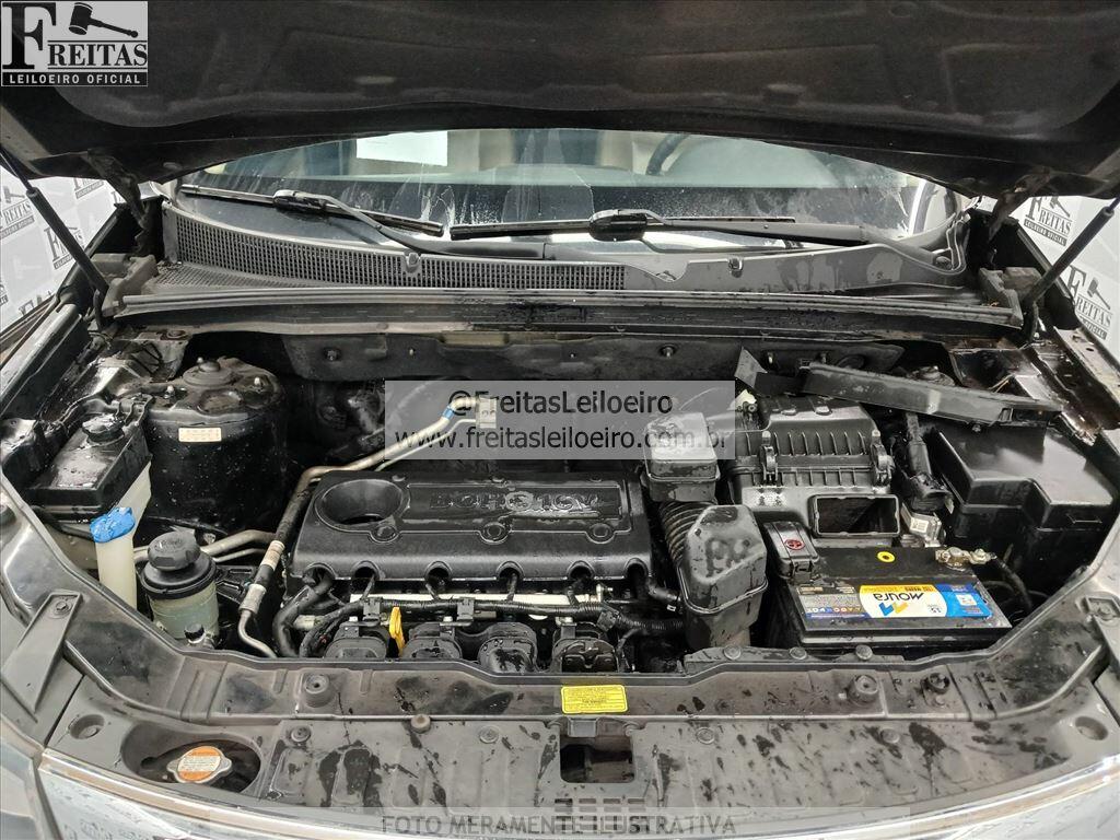 Foto 10 de 23: I/KIA SORENTO EX2 2.4G25, 12/12, PLACA: F__-___4, GASOLINA, PRETA