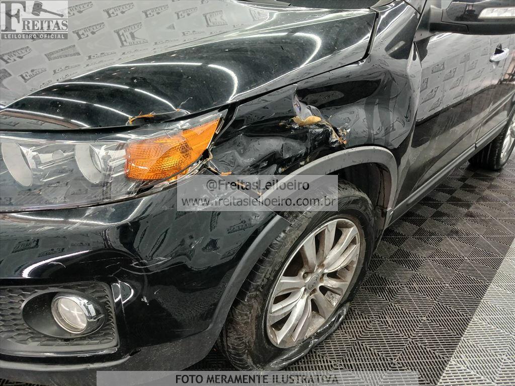 Foto 19 de 23: I/KIA SORENTO EX2 2.4G25, 12/12, PLACA: F__-___4, GASOLINA, PRETA