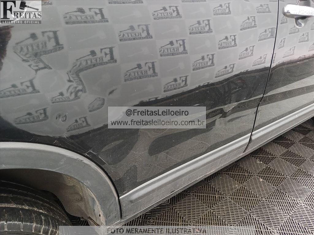 Foto 22 de 23: I/KIA SORENTO EX2 2.4G25, 12/12, PLACA: F__-___4, GASOLINA, PRETA