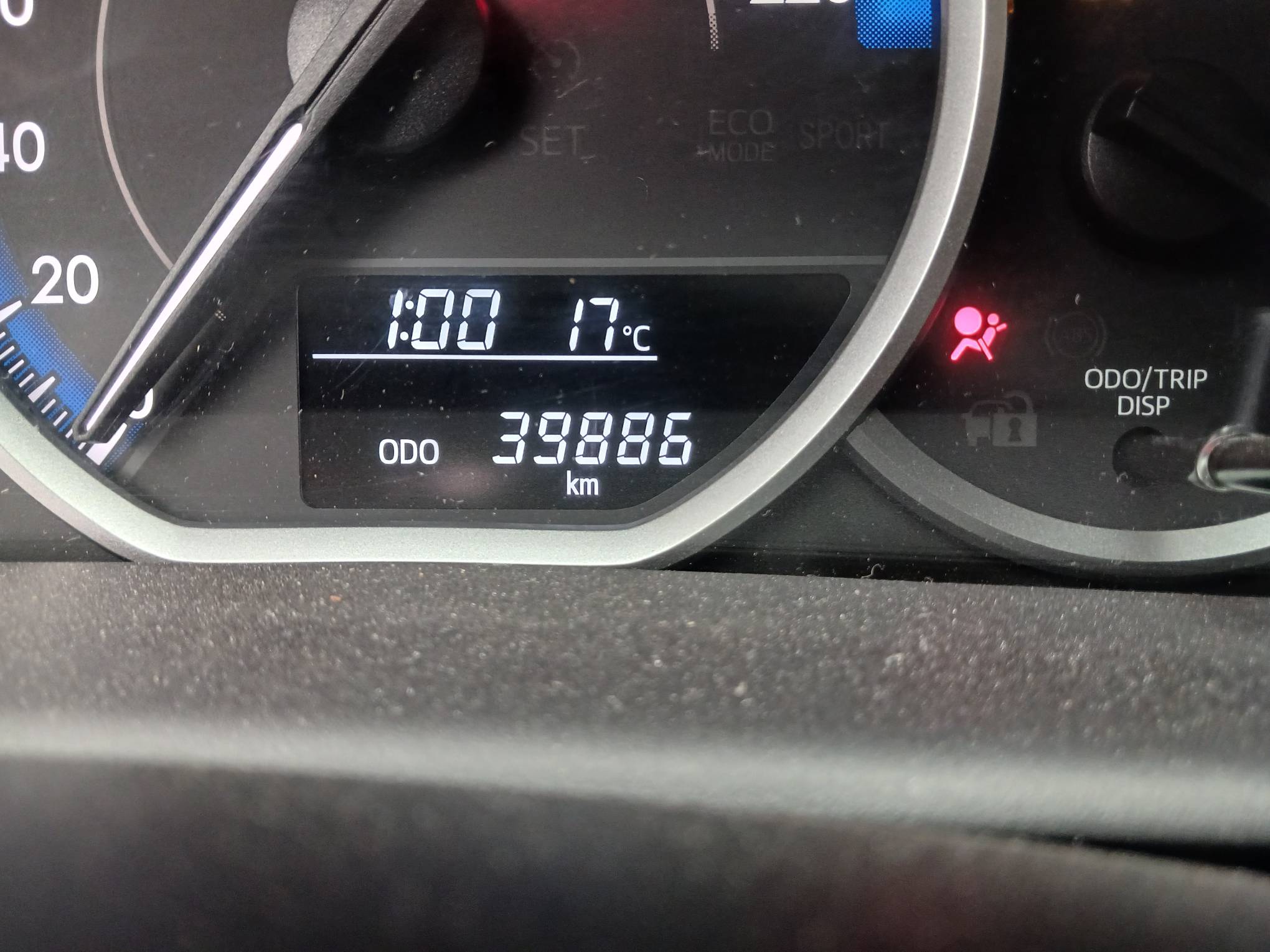 Foto 18 de 18: TOYOTA/YARIS SA XL15, 23/24, PLACA: F__-___3, GASOL/ALC, PRATA