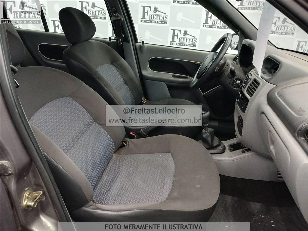 Foto 6 de 18: RENAULT/CLIO EXP 10 16VH, 05/06, PLACA: D__-___7, GASOL/ALC, CINZA