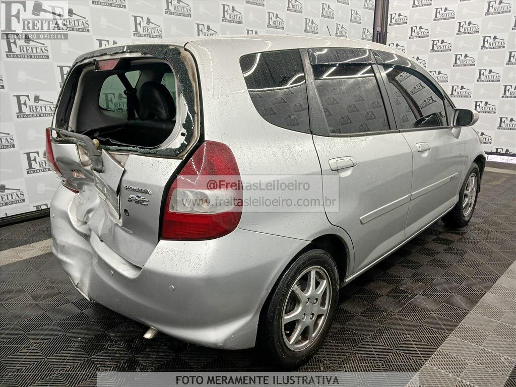 Foto 4: HONDA/FIT EX, 06/07, PLACA: D__-___6, GASOLINA, PRATA