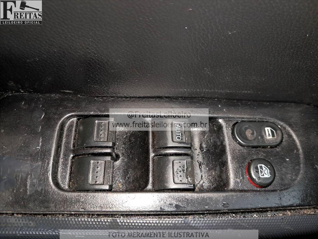 Foto 13 de 19: HONDA/FIT EX, 06/07, PLACA: D__-___6, GASOLINA, PRATA
