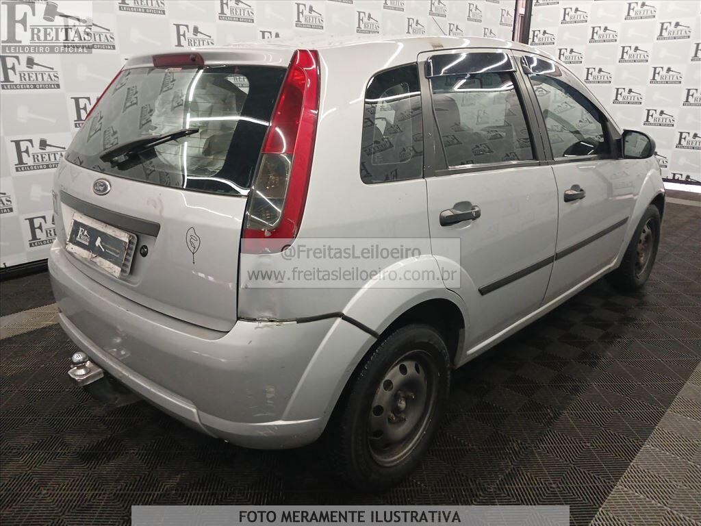 Foto 4: FORD/FIESTA FLEX, 10/11, PLACA: E__-___7, GASOL/ALC, PRATA