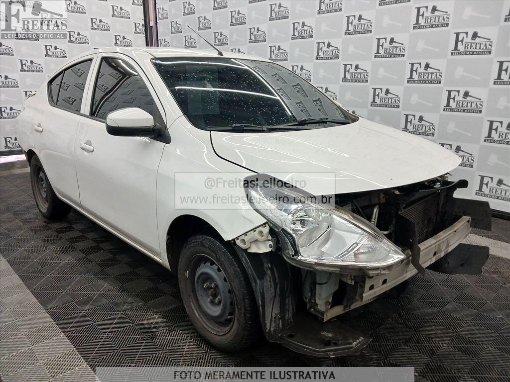 Foto 2: NISSAN/VERSA 10, 20/20, PLACA: Q__-___9, GASOL/ALC, BRANCA