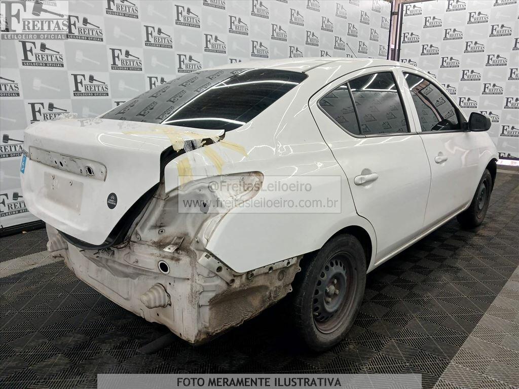 Foto 4: NISSAN/VERSA 10, 20/20, PLACA: Q__-___9, GASOL/ALC, BRANCA