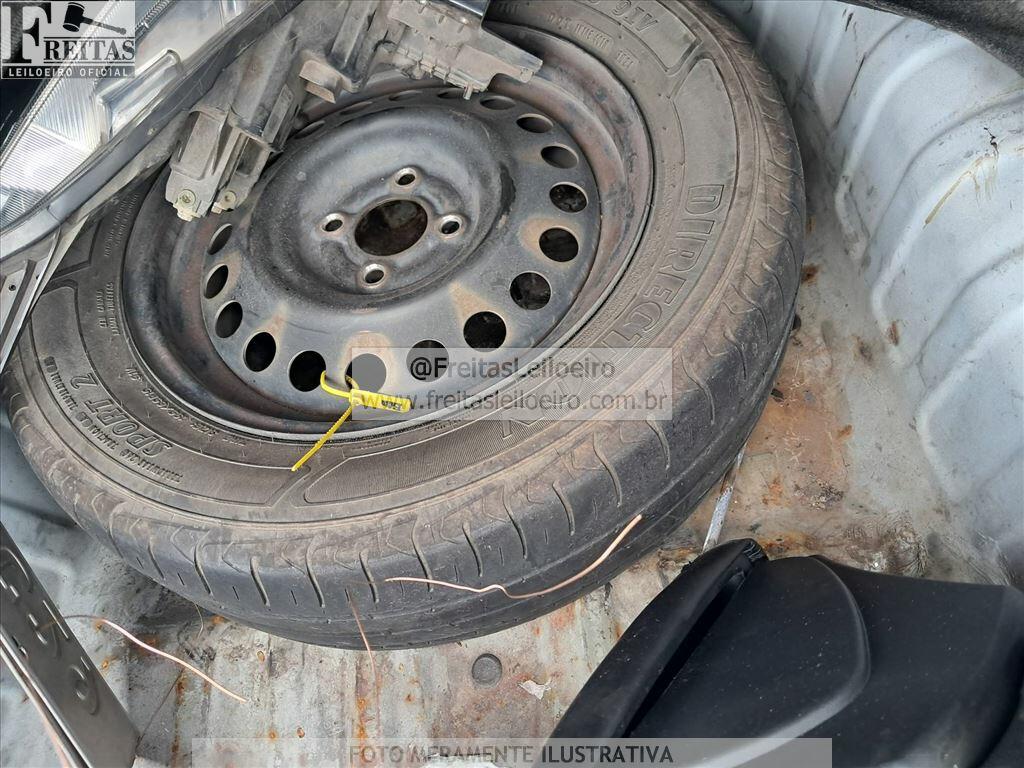 Foto 10 de 20: NISSAN/VERSA 10, 20/20, PLACA: Q__-___9, GASOL/ALC, BRANCA