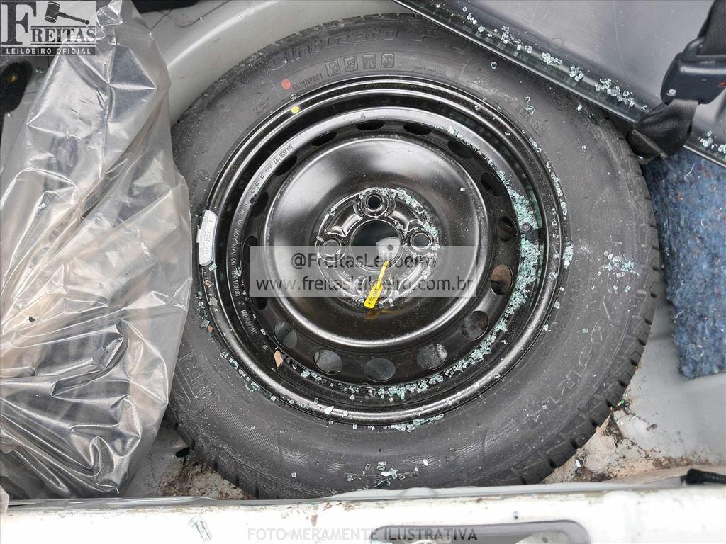 Foto 10 de 17: TOYOTA/ETIOS HB X VSC MT, 18/19, PLACA: F__-___7, GASOL/ALC, BRANCA