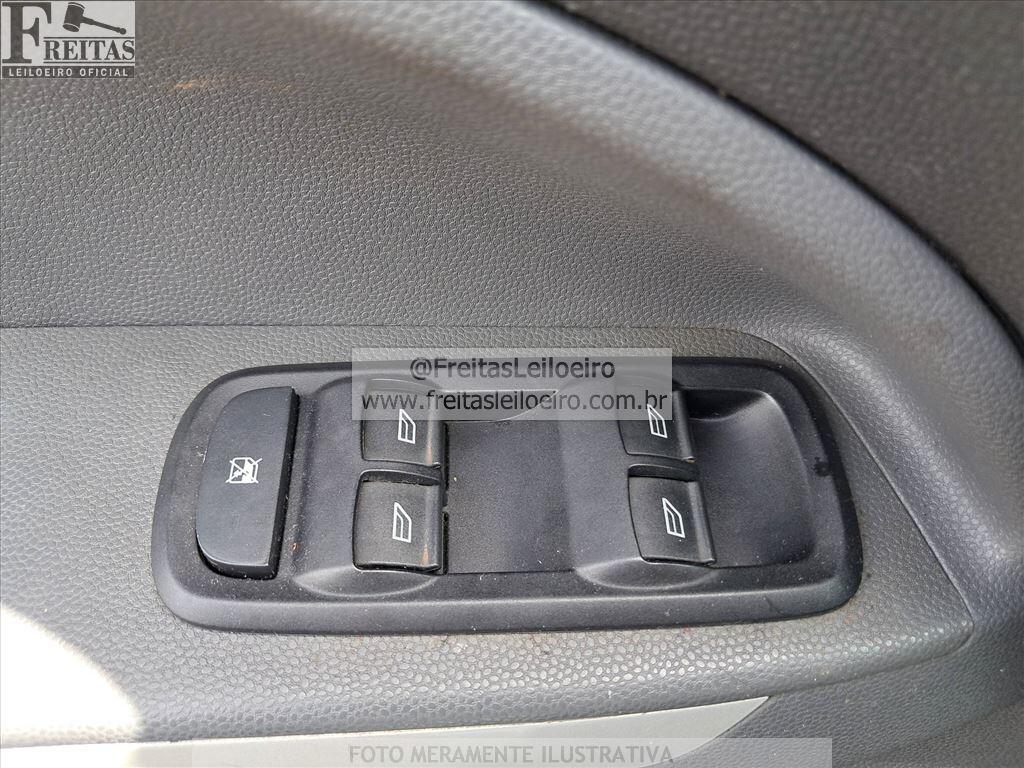 Foto 11 de 17: FORD/ECOSPORT FSL 1.6, 13/14, PLACA: F__-___4, GASOL/ALC, PRATA