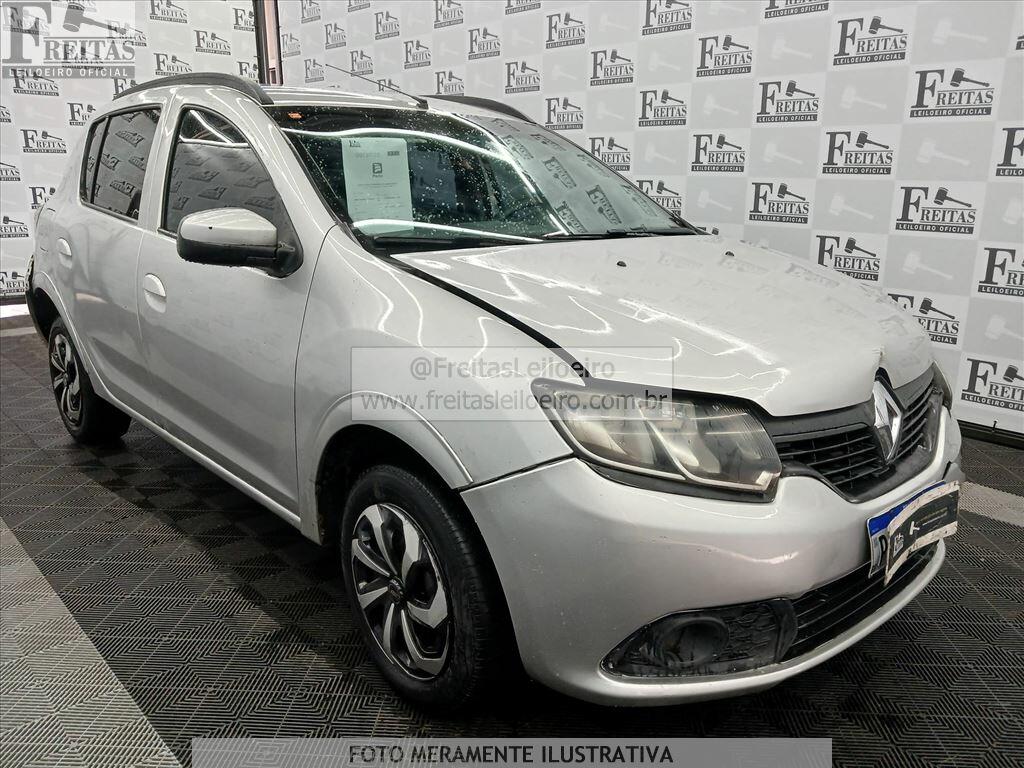 Foto 2: RENAULT/SANDERO AUTH 10, 17/18, PLACA: P__-___4, GASOL/ALC, PRATA
