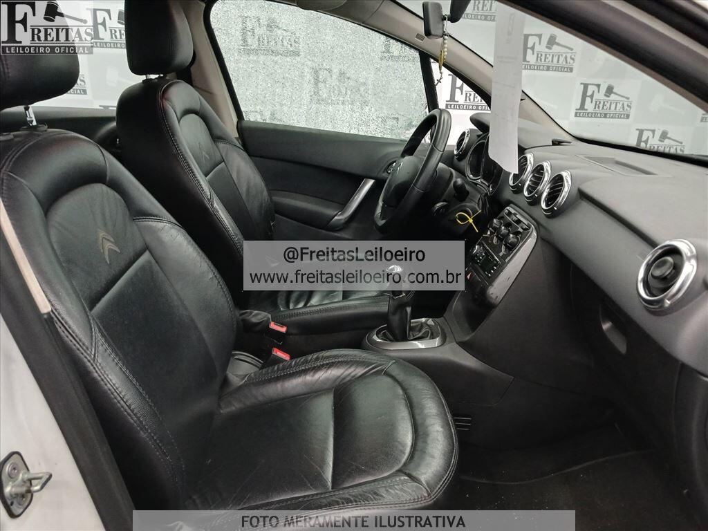 Foto 6 de 19: CITROEN/C3 90M TENDANCE, 13/14, PLACA: F__-___3, GASOL/ALC, BRANCA