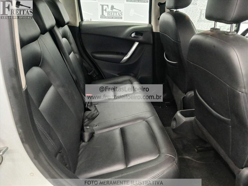 Foto 7 de 19: CITROEN/C3 90M TENDANCE, 13/14, PLACA: F__-___3, GASOL/ALC, BRANCA