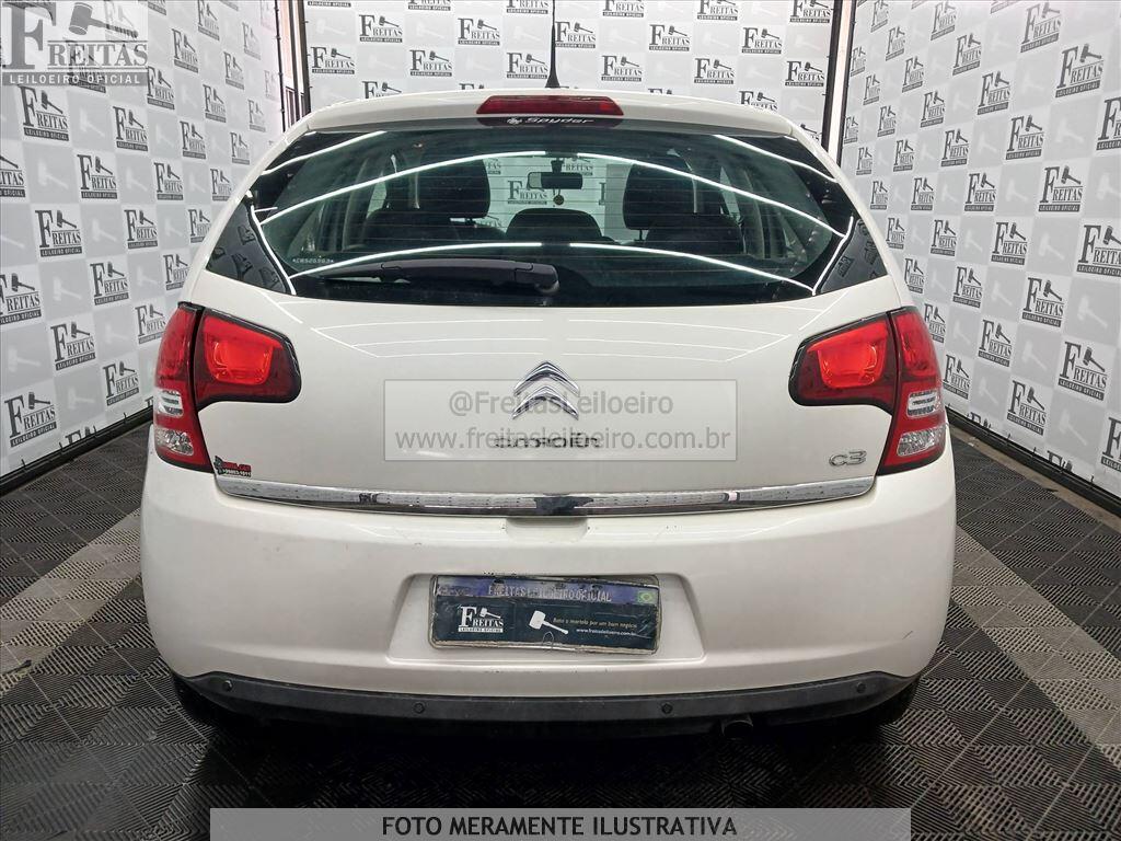 Foto 18 de 19: CITROEN/C3 90M TENDANCE, 13/14, PLACA: F__-___3, GASOL/ALC, BRANCA