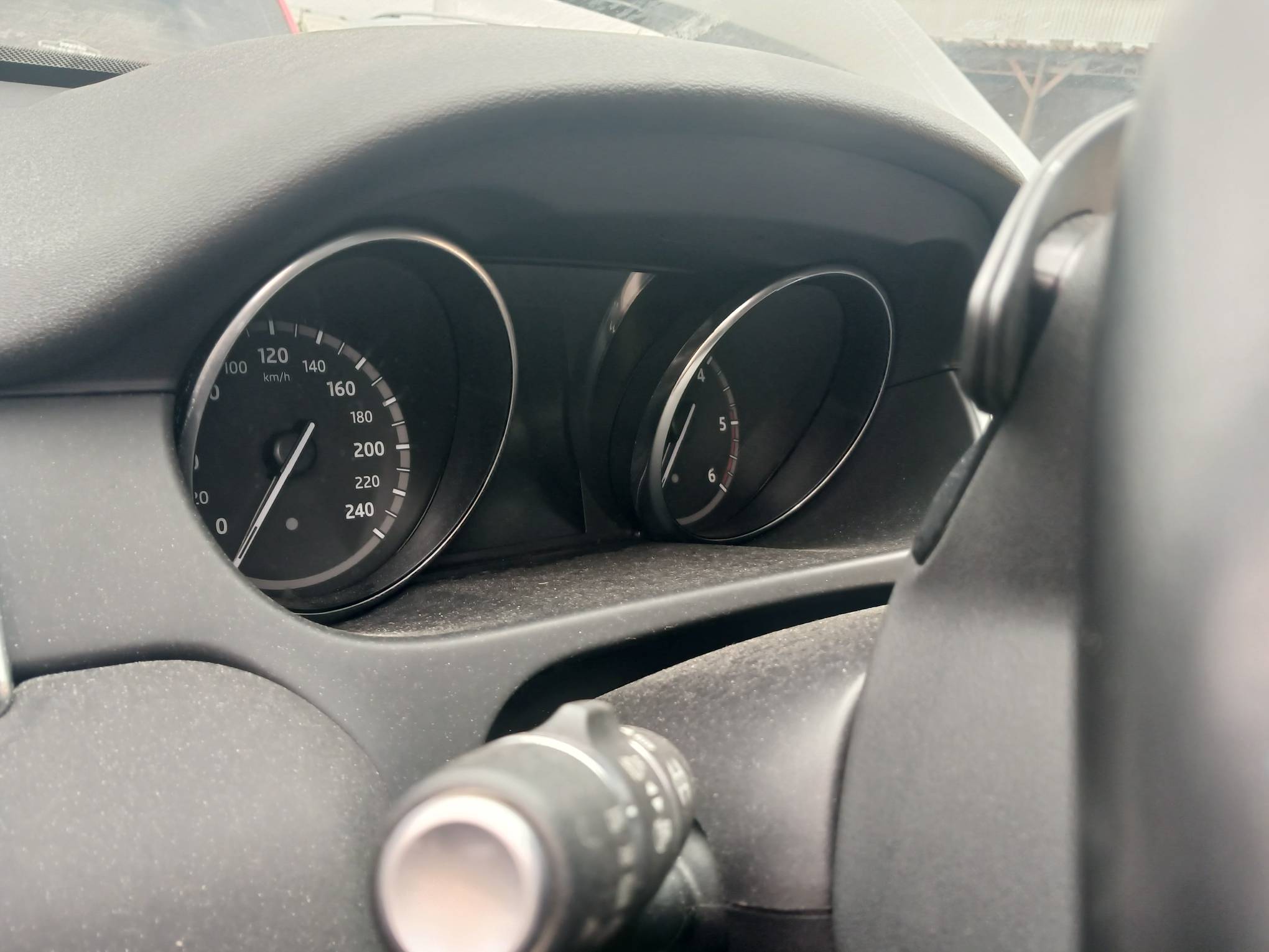 Foto 19 de 19: LR/DISC SPT TD4 HSE 7L, 17/17, PLACA: F__-___8, DIESEL, CINZA