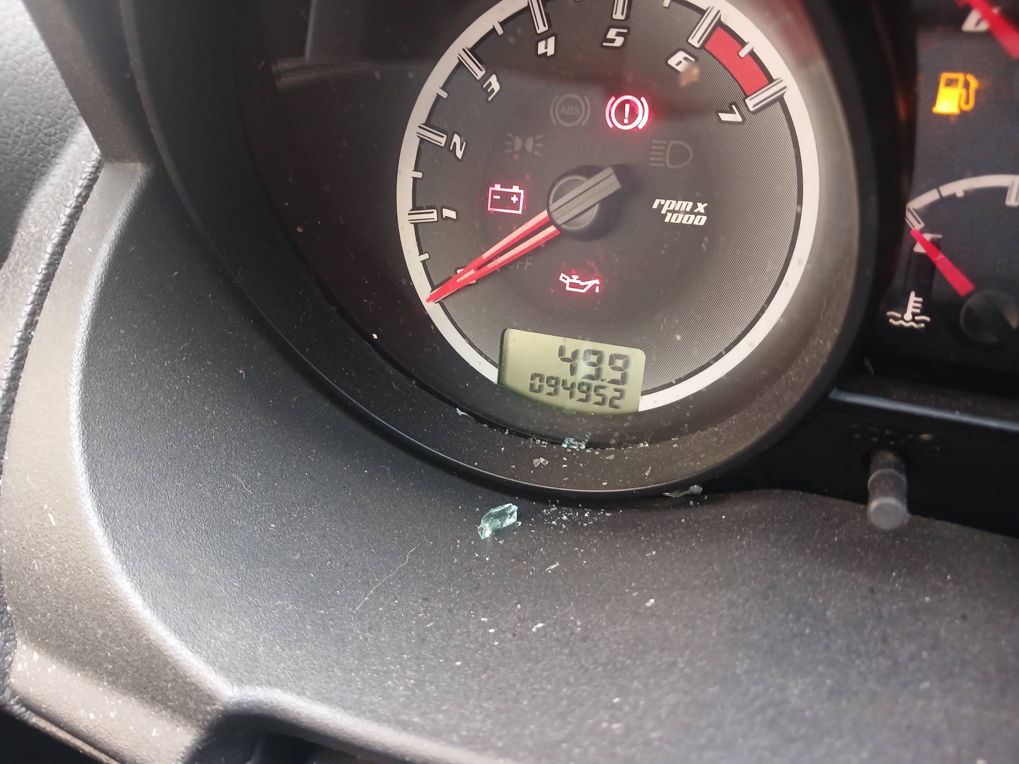 Foto 19 de 19: FORD/FIESTA FLEX, 13/14, PLACA: F__-___9, GASOL/ALC, PRETA