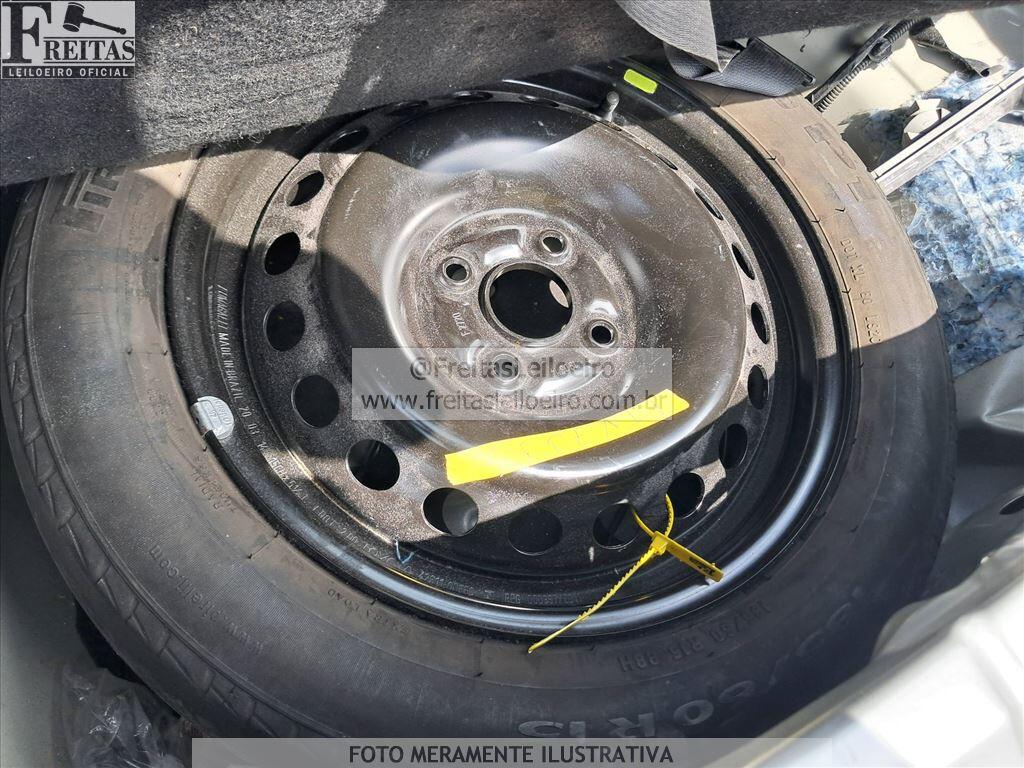 Foto 10 de 22: TOYOTA/ETIOS HB XLS, 14/14, PLACA: F__-___5, GASOL/ALC, PRATA