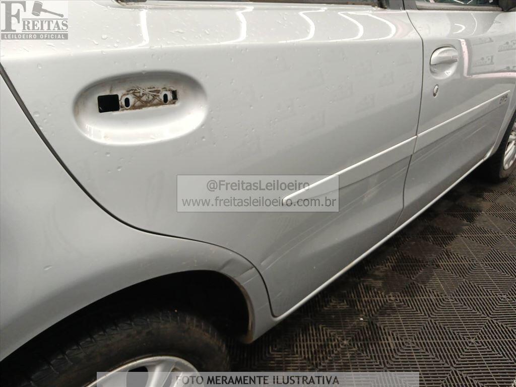 Foto 17 de 22: TOYOTA/ETIOS HB XLS, 14/14, PLACA: F__-___5, GASOL/ALC, PRATA