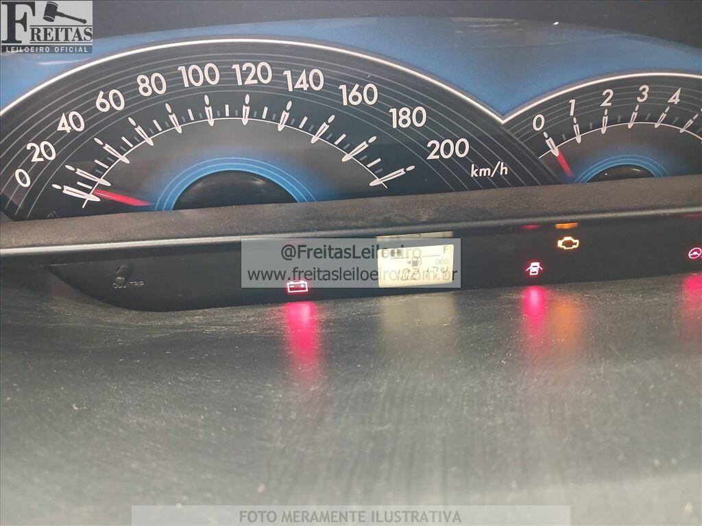 Foto 18 de 22: TOYOTA/ETIOS HB XLS, 14/14, PLACA: F__-___5, GASOL/ALC, PRATA