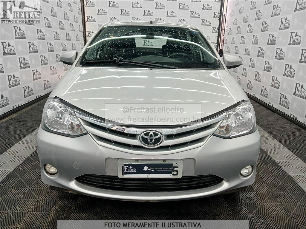 Foto 21 de 22: TOYOTA/ETIOS HB XLS, 14/14, PLACA: F__-___5, GASOL/ALC, PRATA
