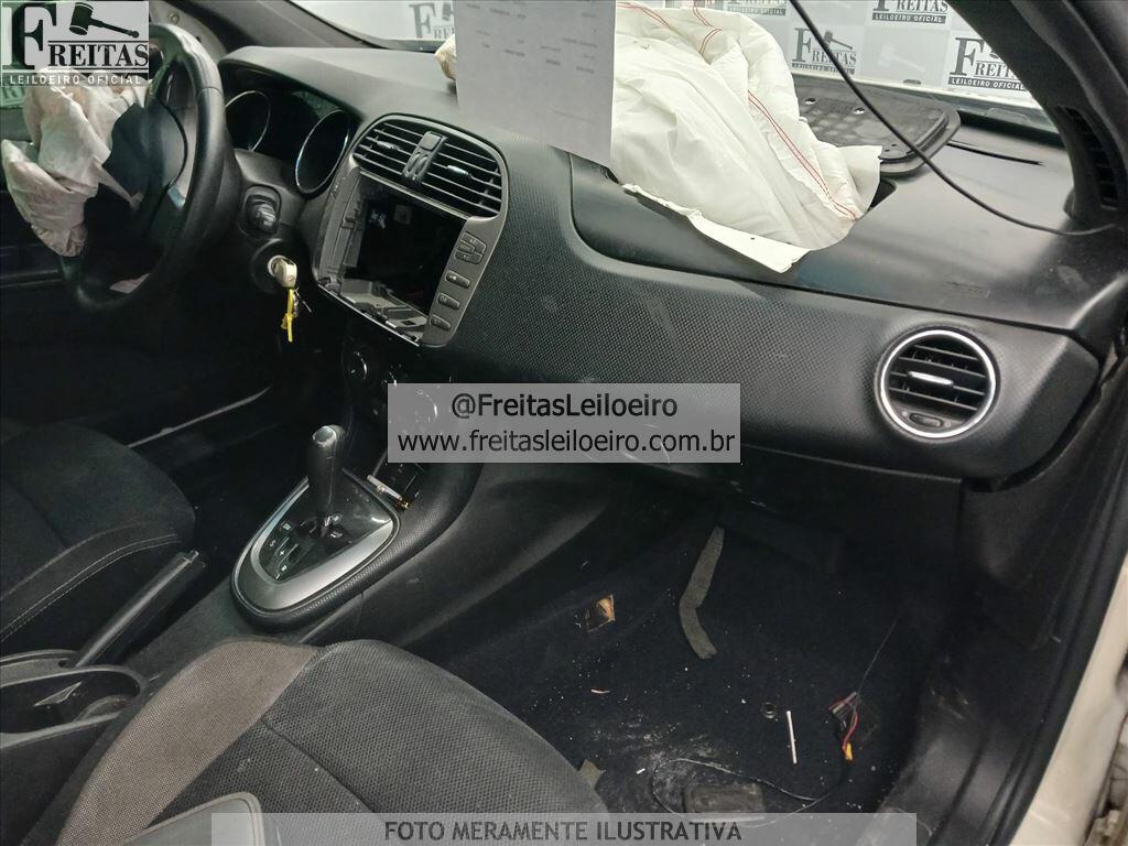 Foto 5: FIAT/BRAVO SPORTING 1.8, 15/16, PLACA: P__-___4, GASOL/ALC, BRANCA