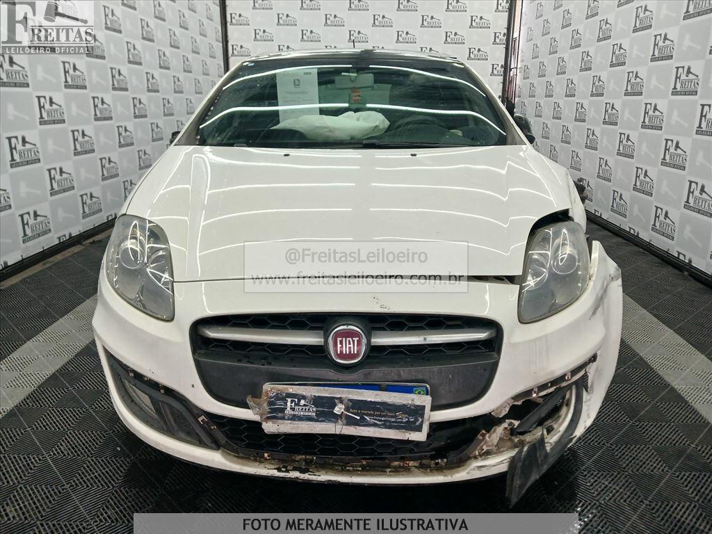 Foto 21 de 25: FIAT/BRAVO SPORTING 1.8, 15/16, PLACA: P__-___4, GASOL/ALC, BRANCA