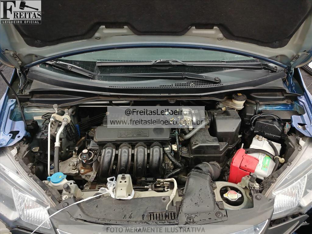 Foto 10 de 21: HONDA/FIT LX CVT, 14/15, PLACA: F__-___2, GASOL/ALC, AZUL