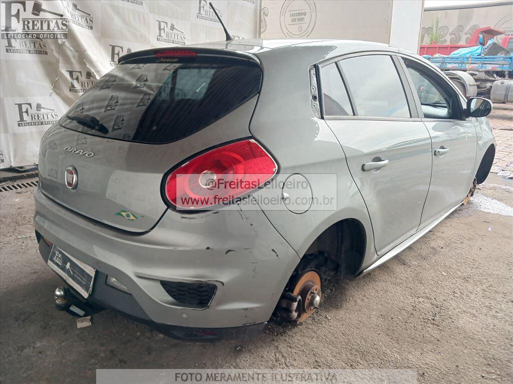 Foto 4: FIAT/BRAVO ESSENCE 1.8, 15/16, PLACA: G__-___4, GASOL/ALC, CINZA