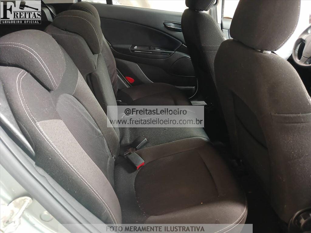 Foto 7 de 23: FIAT/BRAVO ESSENCE 1.8, 15/16, PLACA: G__-___4, GASOL/ALC, CINZA