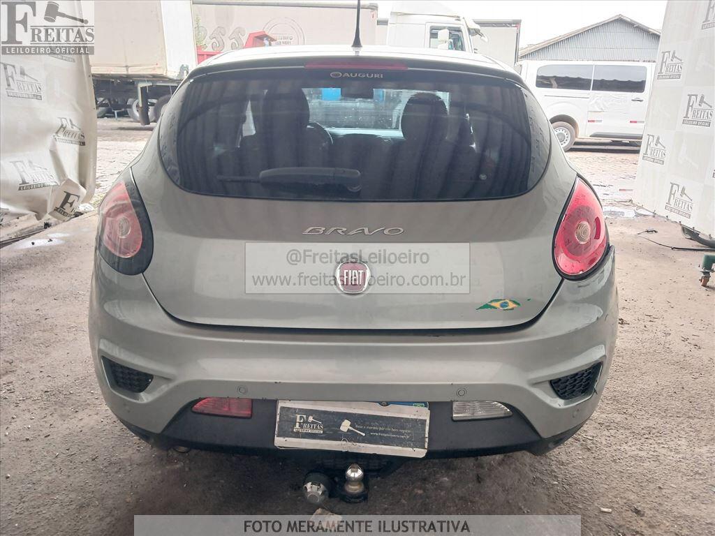 Foto 16 de 23: FIAT/BRAVO ESSENCE 1.8, 15/16, PLACA: G__-___4, GASOL/ALC, CINZA