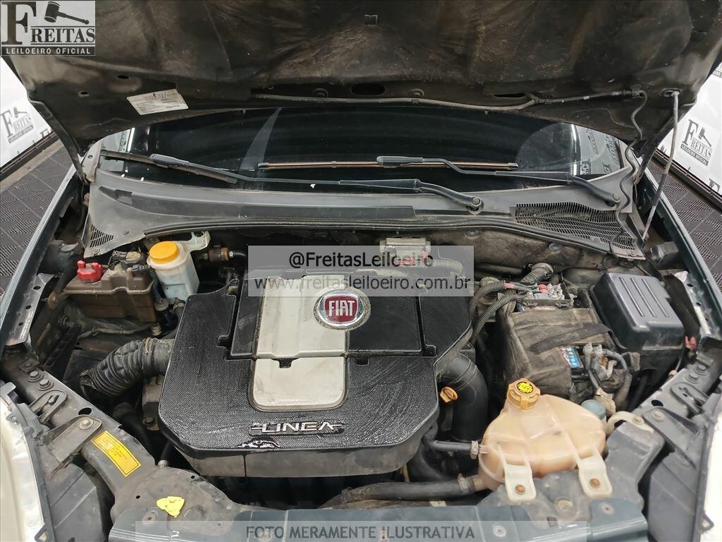 Foto 10 de 20: FIAT/LINEA ABSOL. 1.8 DL, 11/11, PLACA: E__-___3, GASOL/ALC, CINZA