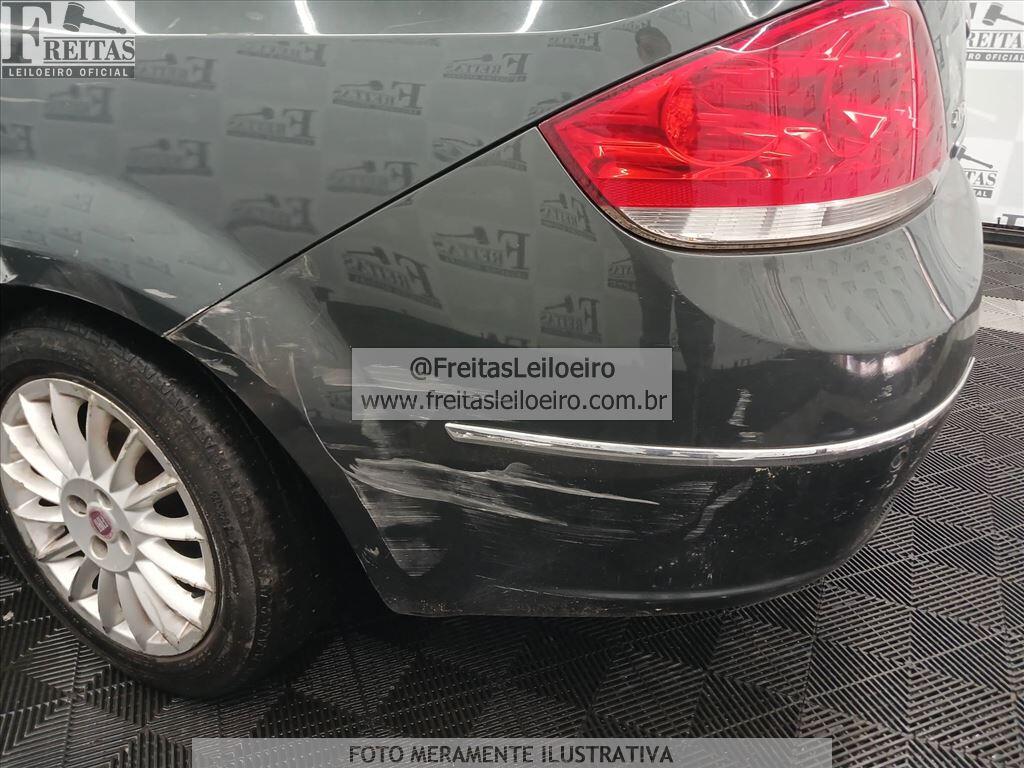 Foto 17 de 20: FIAT/LINEA ABSOL. 1.8 DL, 11/11, PLACA: E__-___3, GASOL/ALC, CINZA